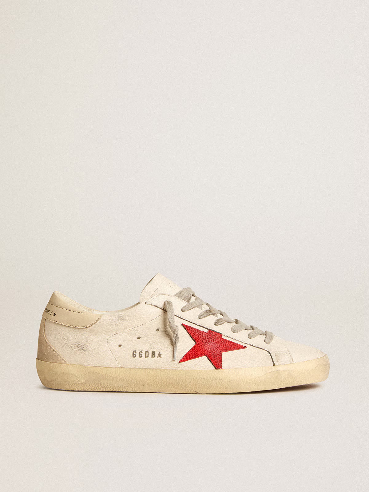 Golden Goose Men's Super-Star in nappa with red star and cream leather heel tab Golden Goose