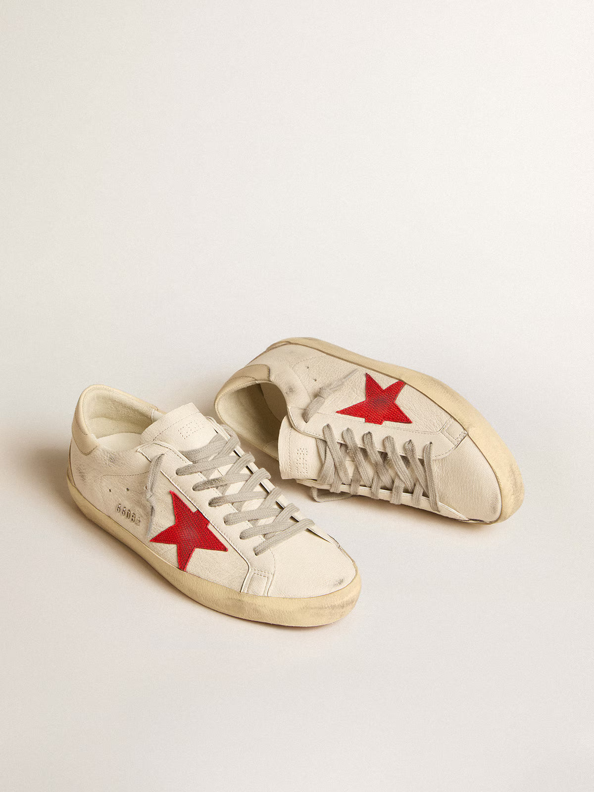 Golden Goose Men's Super-Star in nappa with red star and cream leather heel tab Golden Goose
