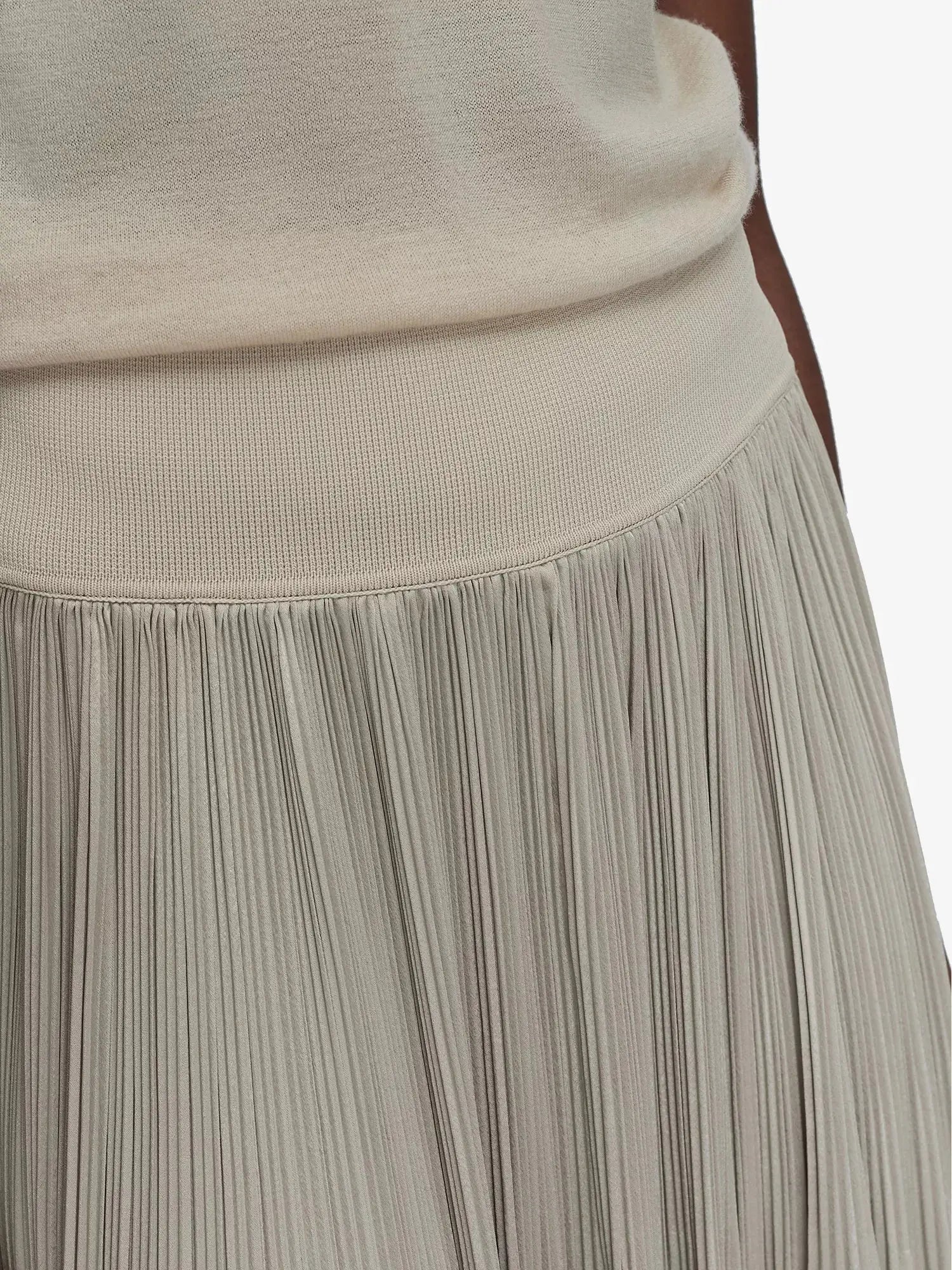 Joseph Women's Rabat Pleated Satin Maxi Skirt Joseph