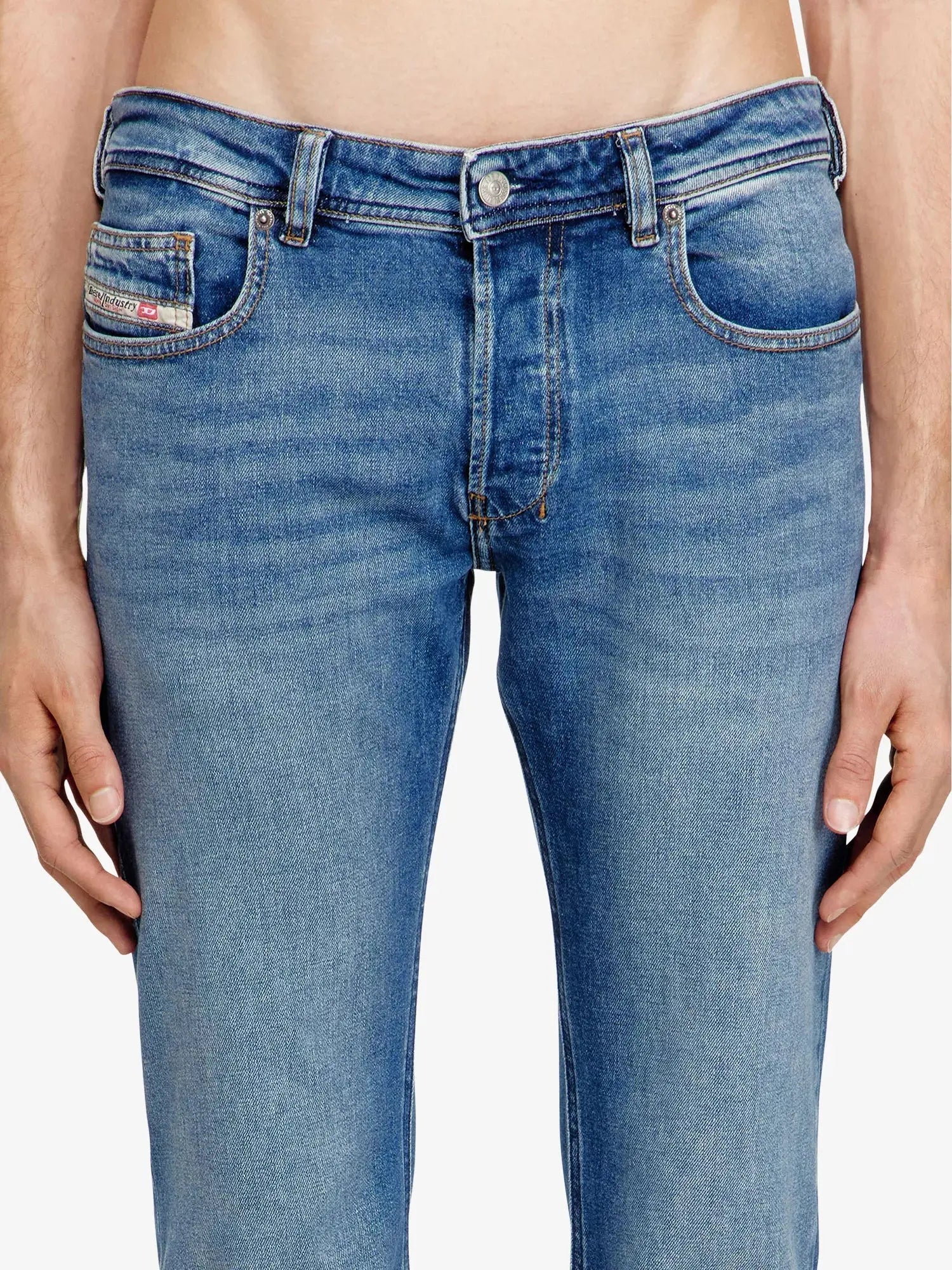 Diesel Men's 2007 Zatiny Oadbi Bootcut-Leg Denim Jeans Diesel
