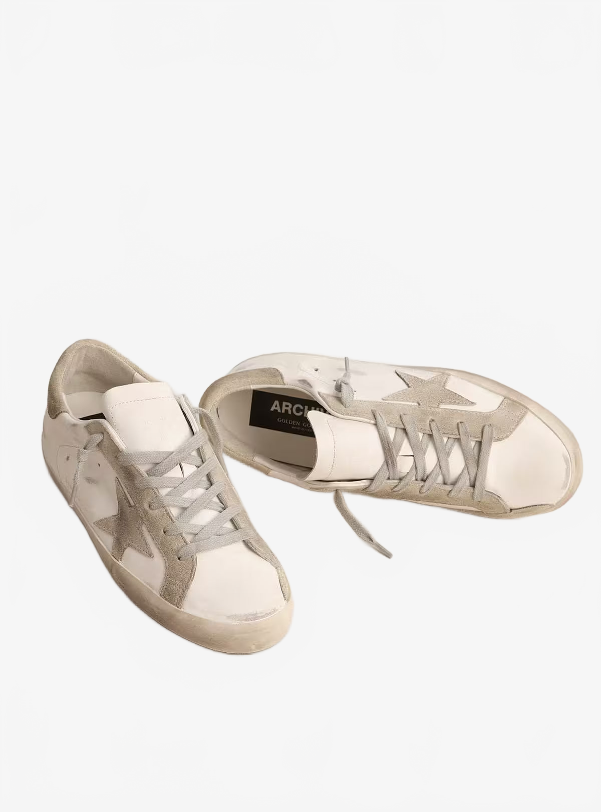 Golden Goose Men’s Super-Star with gray suede star and heel tab Golden Goose